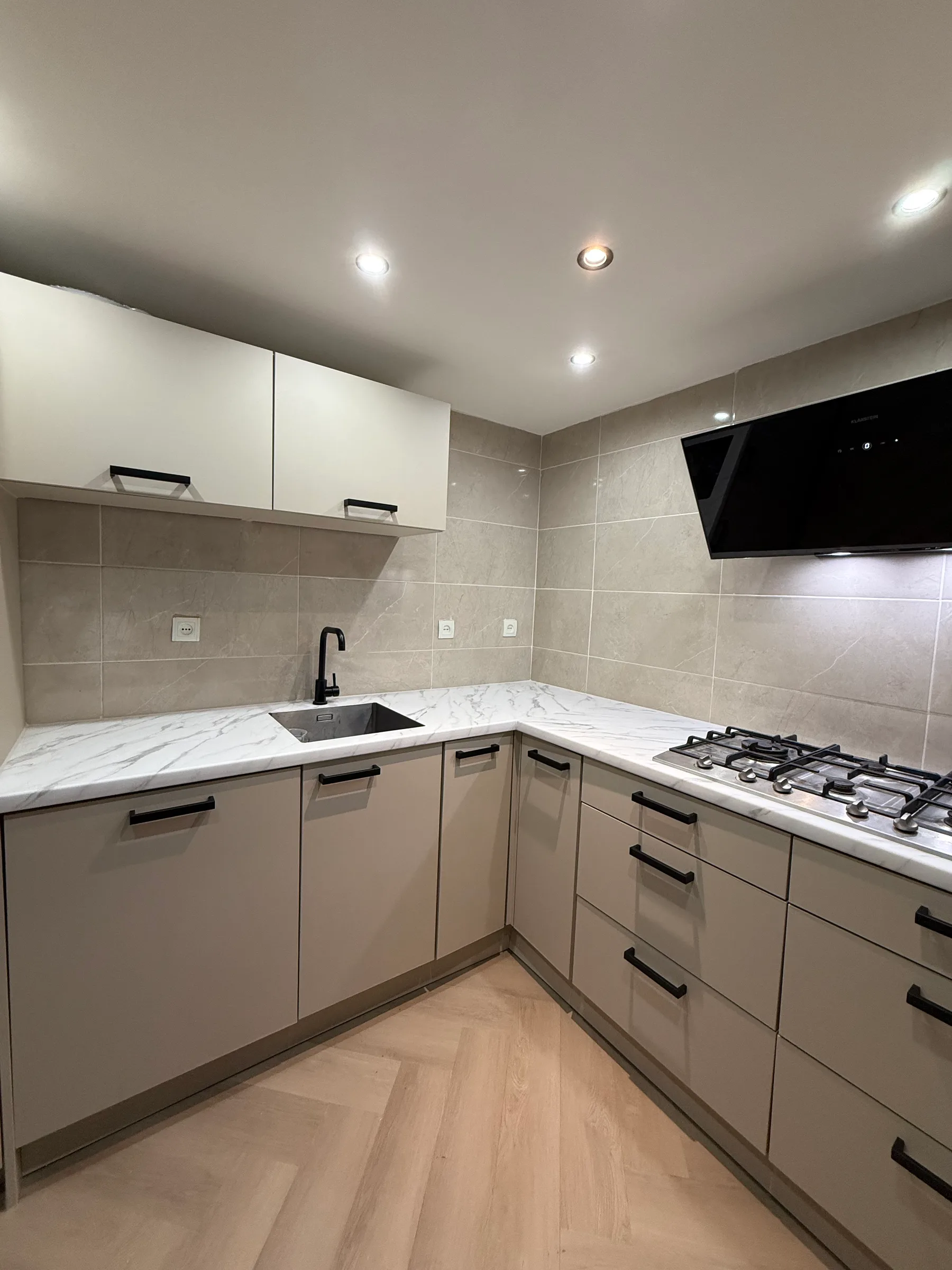 Keuken & aanrechtblad - in Krimpen - Luxe marmer look