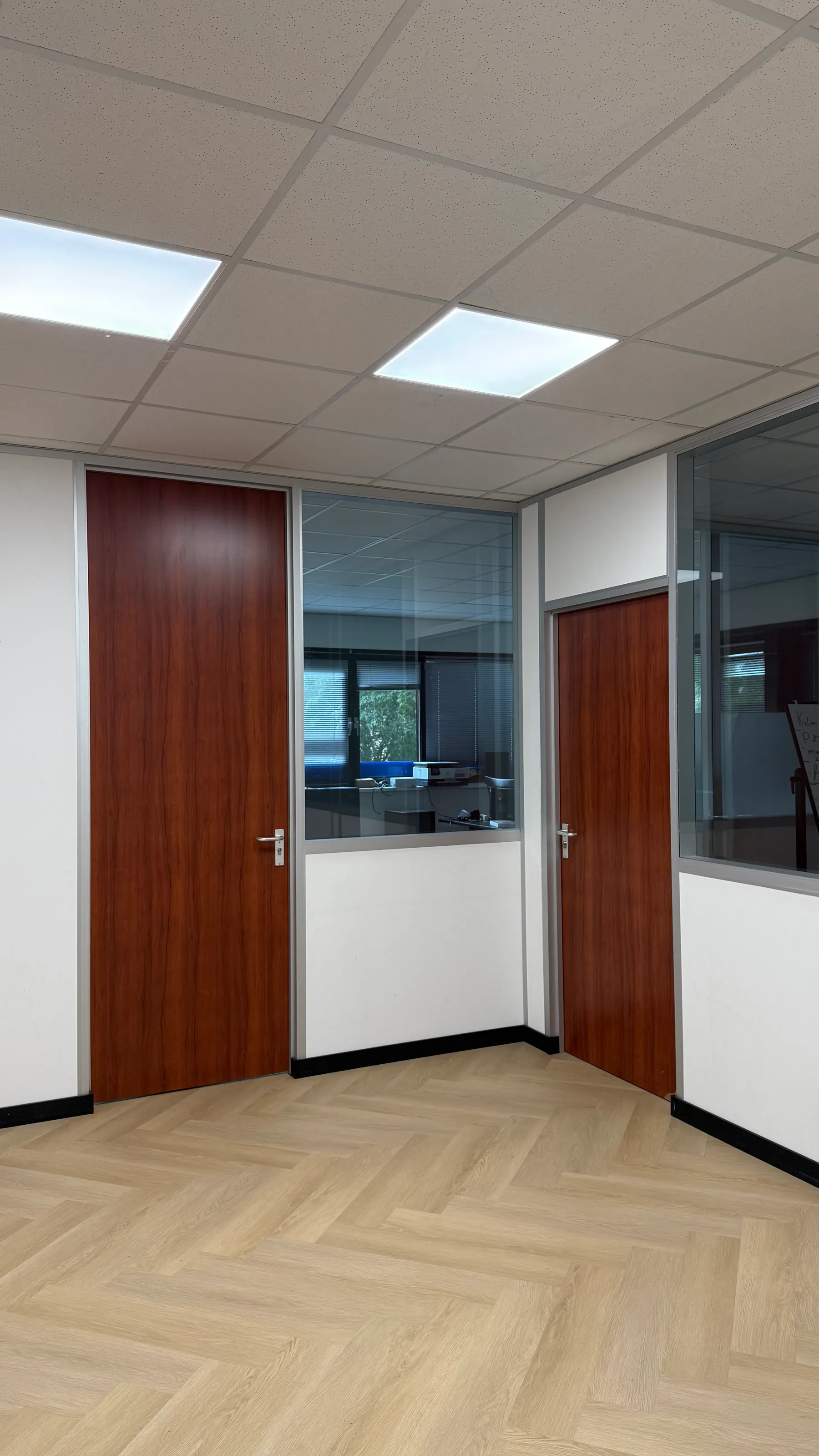 Deuren bij Drivewatch - in Houten - Houtlook