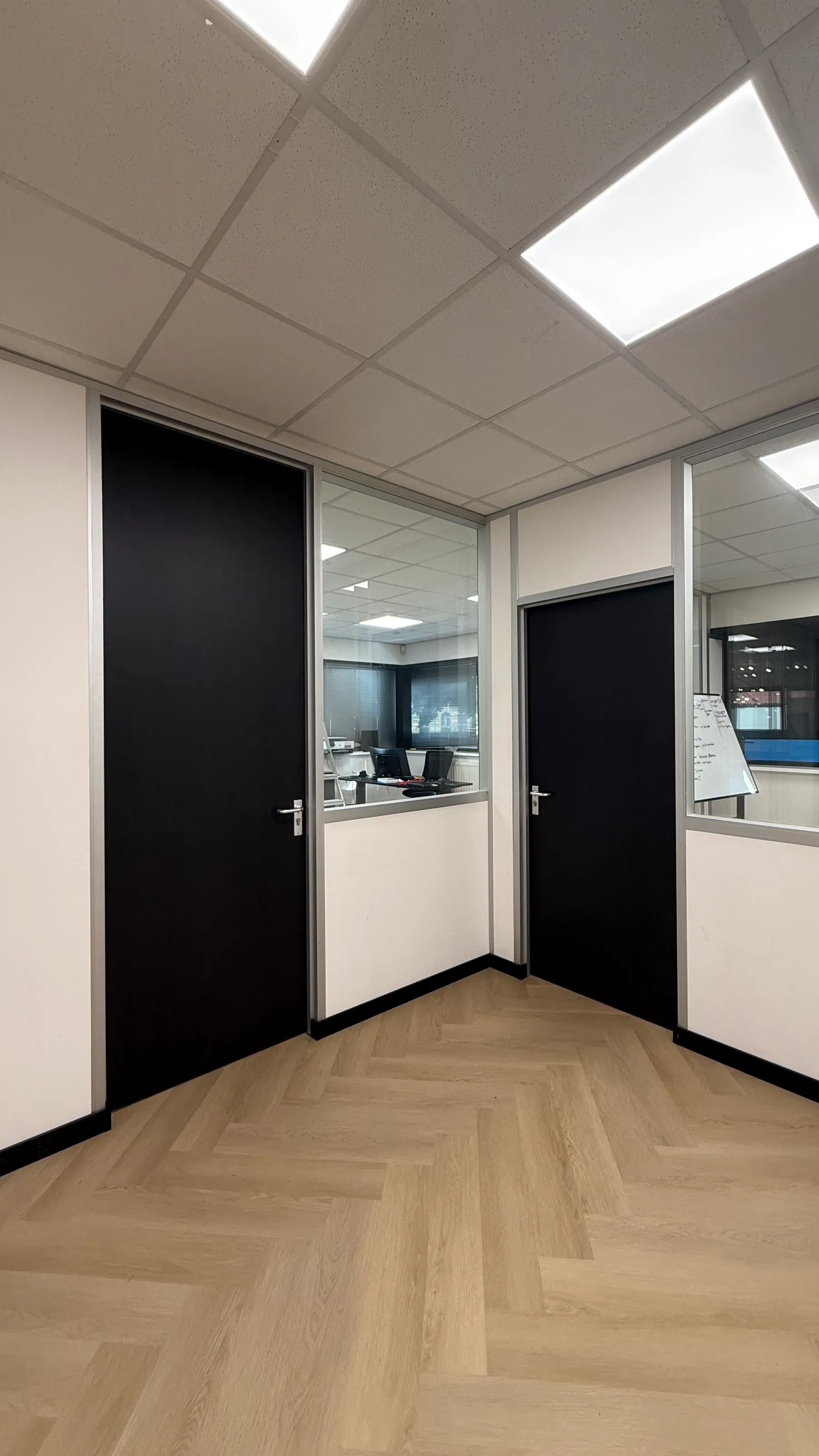 Deuren bij Drivewatch - in Houten - Houtlook
