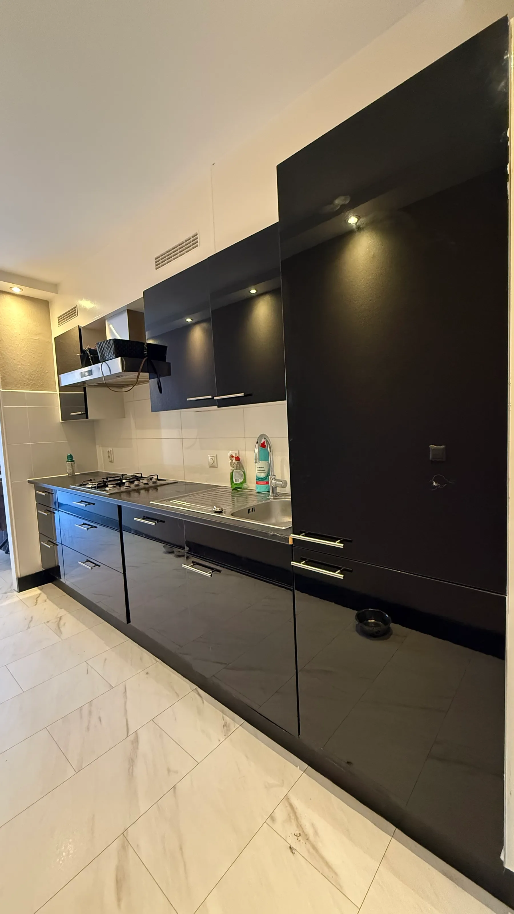 Keuken bij Michella Kox - in Arnhem - Fris wit (Winactie)