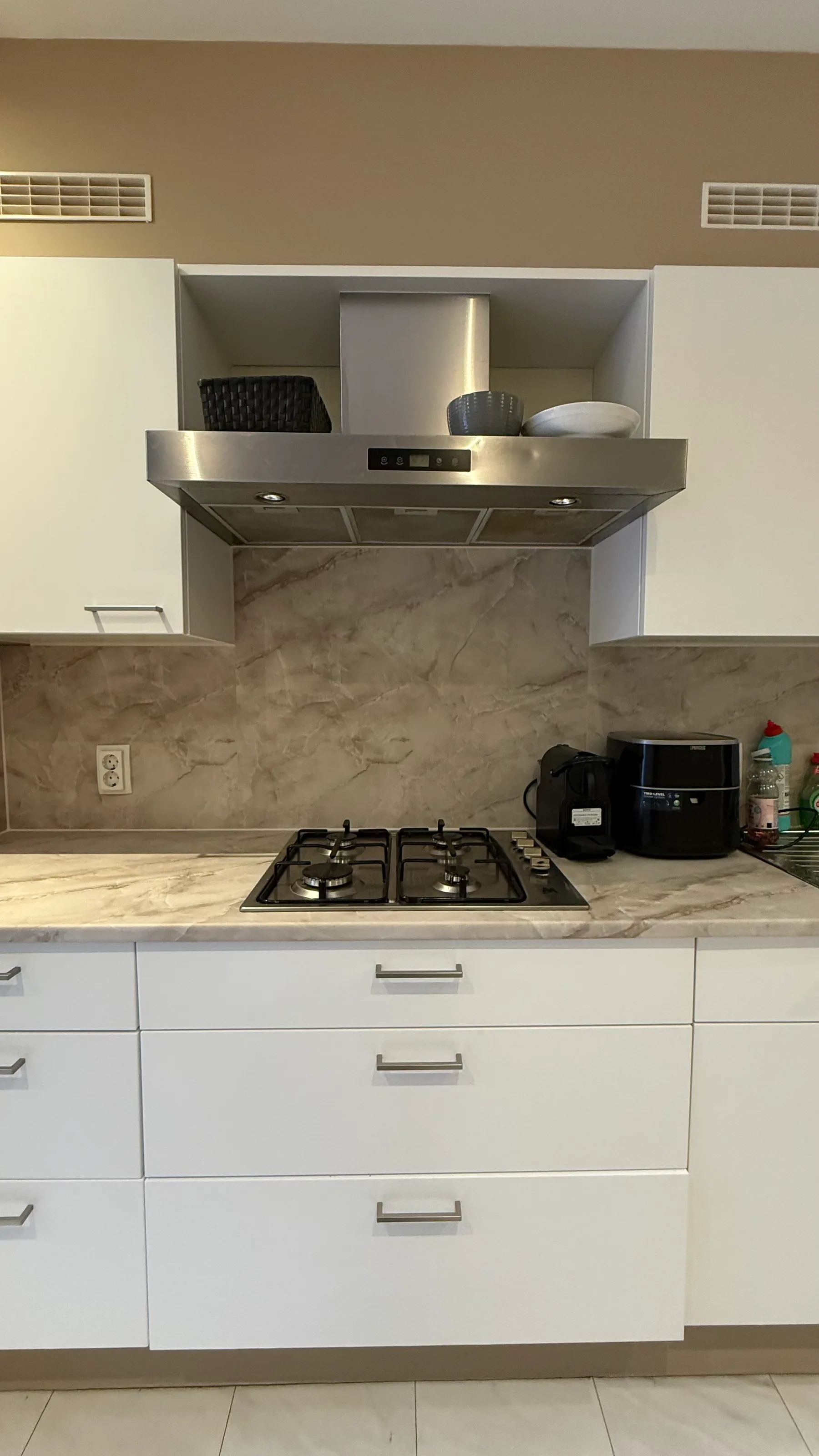 Keuken bij Michella Kox - in Arnhem - Fris wit (Winactie)